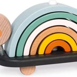 Janod Sweet Cocoon - Schildpad Regenboog -Kinderspellen Verkoopwinkel 550x274 3
