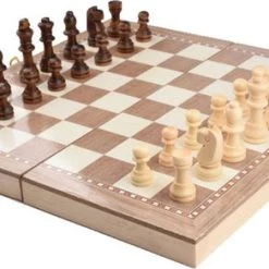 Shagam 3-in-1 Bordspel - 29 Cm - Schaakbord - Dambord - Backgammon - Schaakspel - Schaakset - Schaken - Dammen - Met Schaakstukken - Chess - Hout - Opklapbaar 17 Shagam 3-in-1 Bordspel - 29 Cm - Schaakbord - Dambord - Backgammon - Schaakspel - Schaakset - Schaken - Dammen - Met Schaakstukken - Chess - Hout - Opklapbaar -Kinderspellen Verkoopwinkel 550x292 1