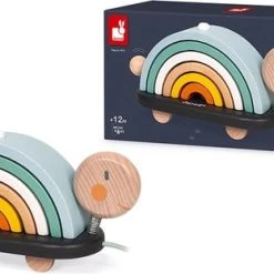 Janod Sweet Cocoon - Schildpad Regenboog -Kinderspellen Verkoopwinkel 550x312 1