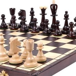 Chess The Game - Elegant Schaakspel - Middelgroot Donkerbruin Schaakbord Incl. Elegante Schaakstukken - Inklapbaar