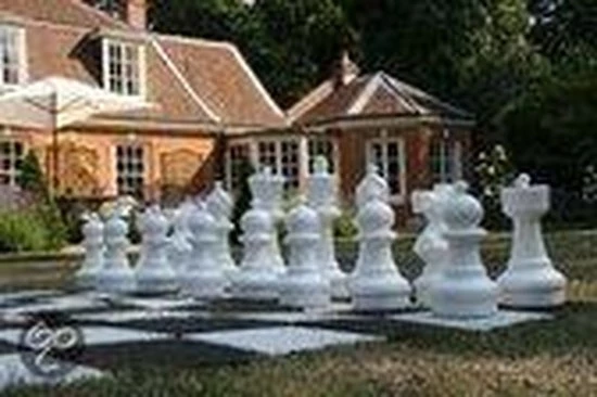 Ubergames England Tuin Schaken Groot - Tot 30 Cm - Kunststof 1 Ubergames England Tuin Schaken Groot - Tot 30 Cm - Kunststof