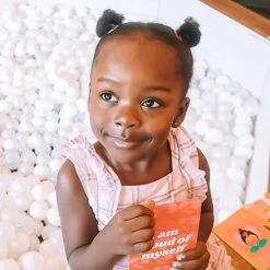 IMYOGI Positieve Bevestigingen Kaarten Voor Kinderen - Kindercadeautje Voor Kinderen - Positive Affirmation Cards For Kids - Yoga Mat Accessoires - Kerstcadeau - Kaartspel -Kinderspellen Verkoopwinkel 550x439 2