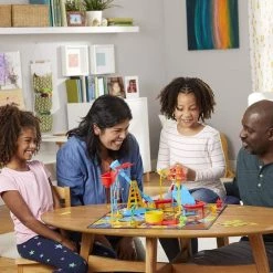 Hasbro Gaming Hasbro - Mouse Trap / Muizenval - Bordspel - Originele Editie - Engelse Versie 17 Hasbro Gaming Hasbro - Mouse Trap / Muizenval - Bordspel - Originele Editie - Engelse Versie -Kinderspellen Verkoopwinkel 550x550 125