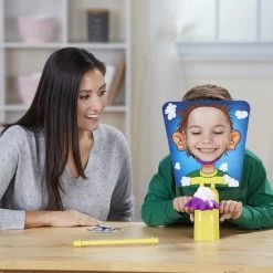 Hasbro Gaming Pie Face Kettingreactie - Gezelschapsspel 13 Hasbro Gaming Pie Face Kettingreactie - Gezelschapsspel -Kinderspellen Verkoopwinkel 550x550 142